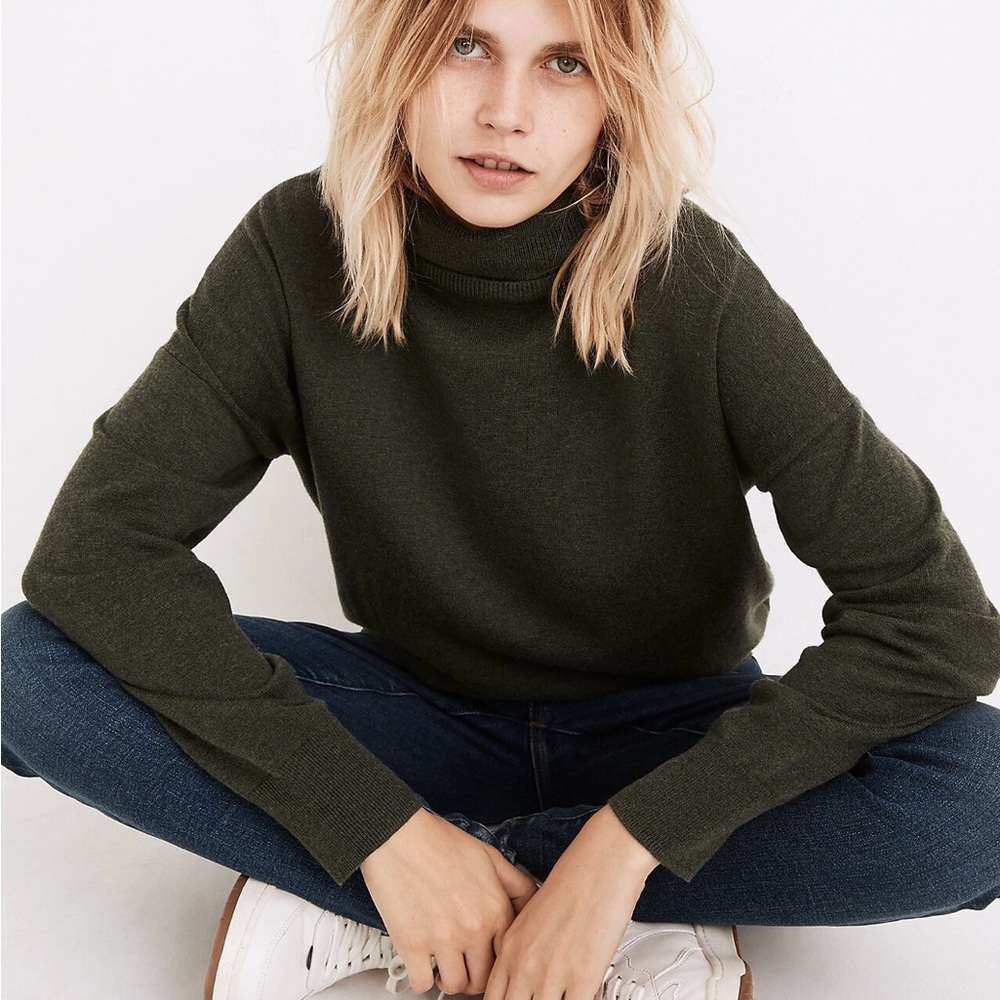 Madewell Brookhaven Turtleneck Sweater in Heather Forest